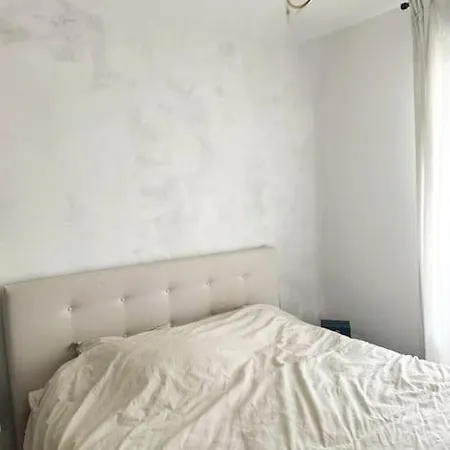 Duplex D'exception Avec Terrasse Apartment Bobigny